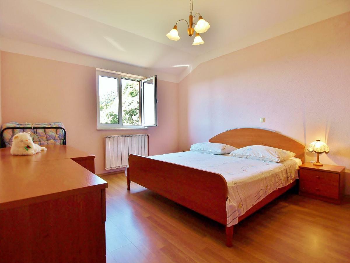Apartmani Andelo I Ruzica Mundanije Extérieur photo